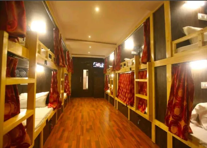 Sunrise Dormitory Mumbai
